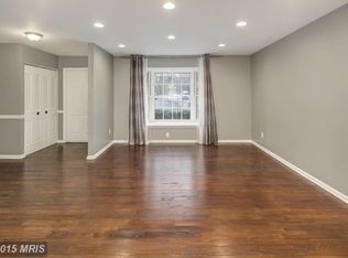 2165 Pond View Ct, Reston, VA 20191