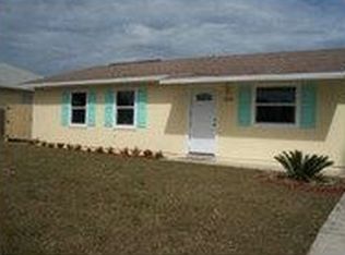 944 Riviera Ave, Sebastian, FL 32958