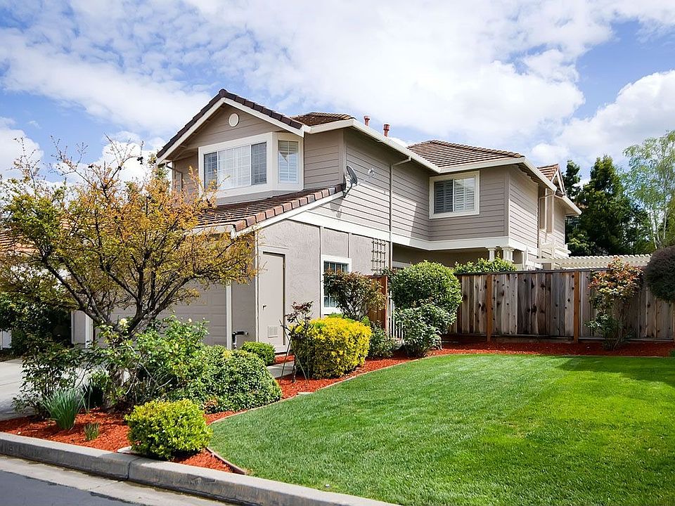 1st image of 1308 Mountain Quail Cir