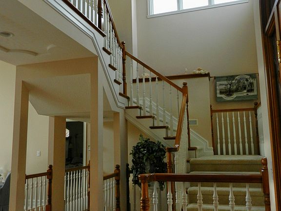 4th image of 2390 River Birch Dr