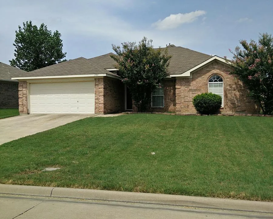 2700 Jennie Wells Dr