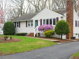 17 Wingate Ln, Attleboro, MA 02703
