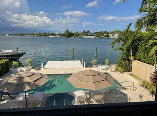 279 N Hibiscus Dr, Miami Beach, FL 33139