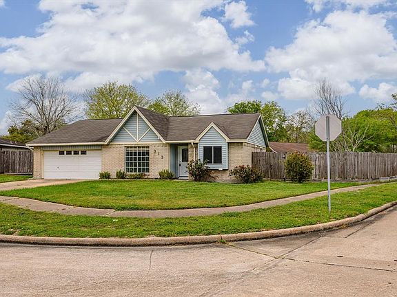 3rd image of 313 Brookdale Drive