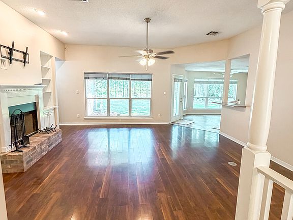 2nd image of 39340 Kisatchie Dr