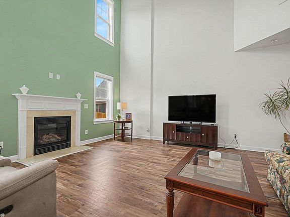 5th image of 227 Buck Johnson St