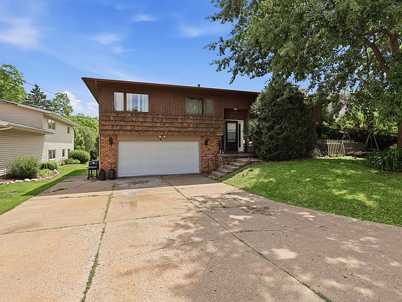 2nd image of 3007 46th St