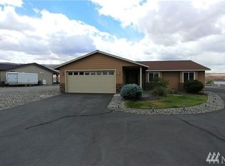 311 Desert Aire Dr SW UNIT A, Mattawa, WA 99349