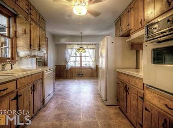 4th image of 2707 Lake Erin Dr