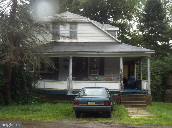 1095 Barnesville Dr, Barnesville, PA 18214