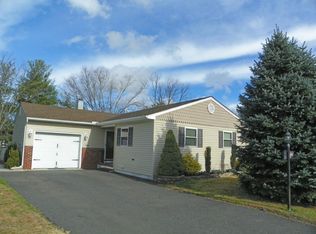 863 Edgebrook Dr N, Toms River, NJ 08757