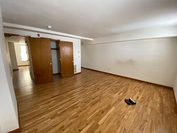 3rd image of 4028 Market St Floor 3