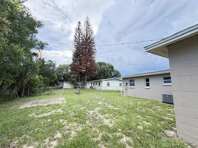 4445 Darden Ave — Photo 10