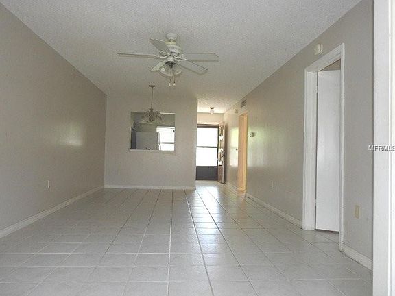 2nd image of 1618 Flint Dr E