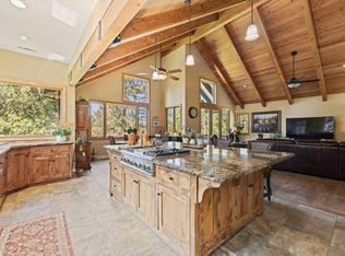 3500 Magpie Ln, Camino, CA 95709