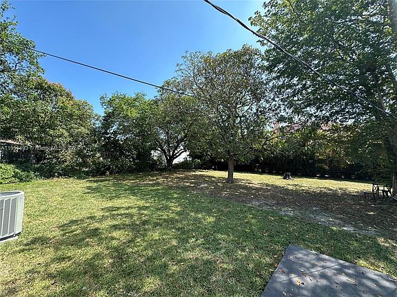 3rd image of 1110 NW 122nd St