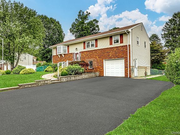 2nd image of 55 Maple Drive