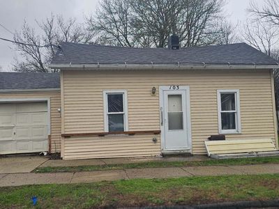 103 W Cherry St, Liberty Center, OH, 43532