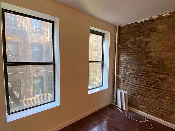 2nd image of 107 Thompson St #2DR