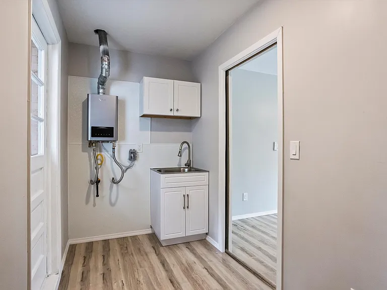 1728 Sandalwood Dr — Photo 19