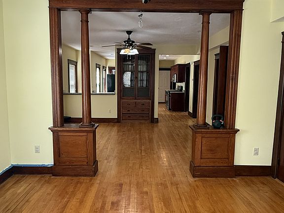 2nd image of 32 Woodbine St #1