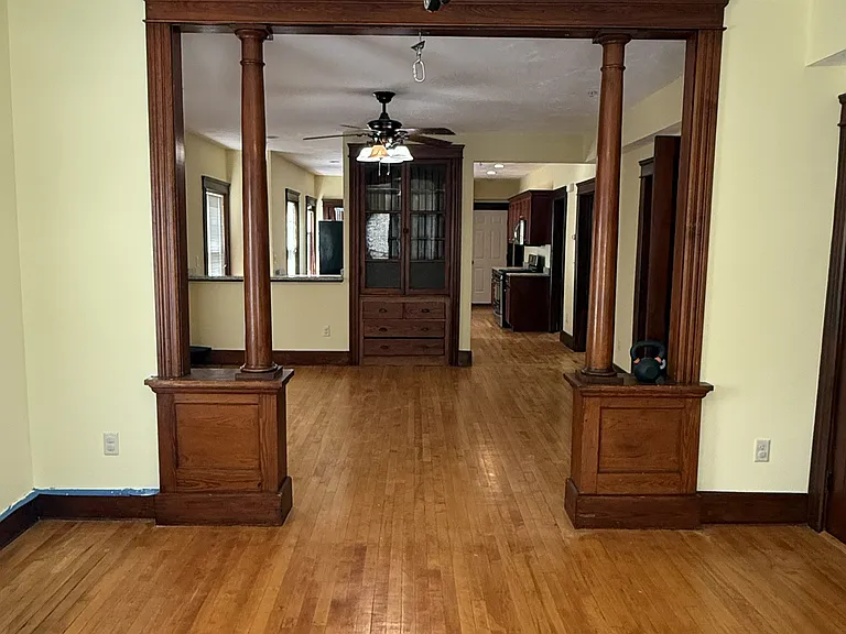 32 Woodbine St #1 — Photo 2