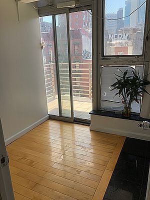 5th image of 46 Market St #5B