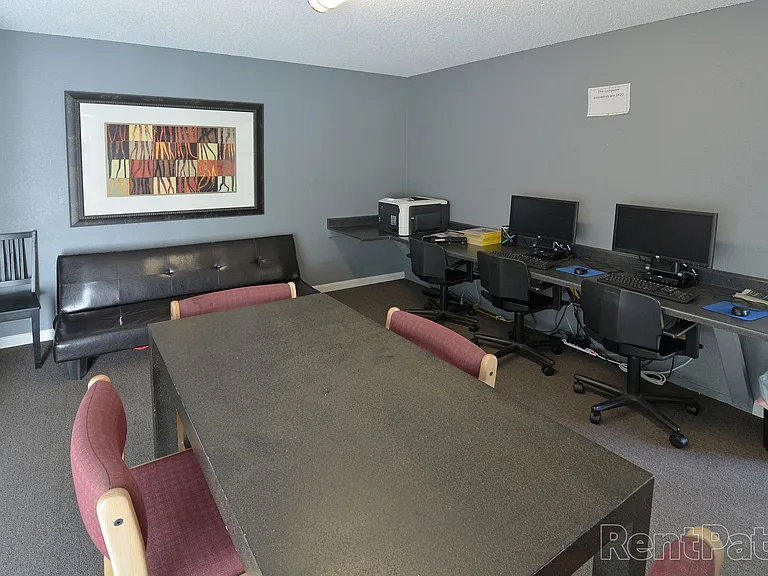 Eastlake Apartments — Photo 88