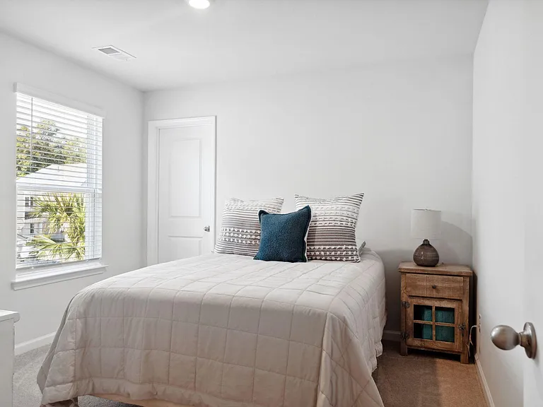 3921 Sawmill Ct — Photo 20