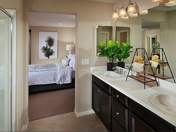 5th image of 11827 Mendenhall Ln #101