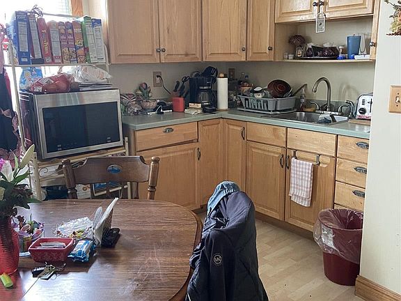 5th image of 73 Breslin Ave #75