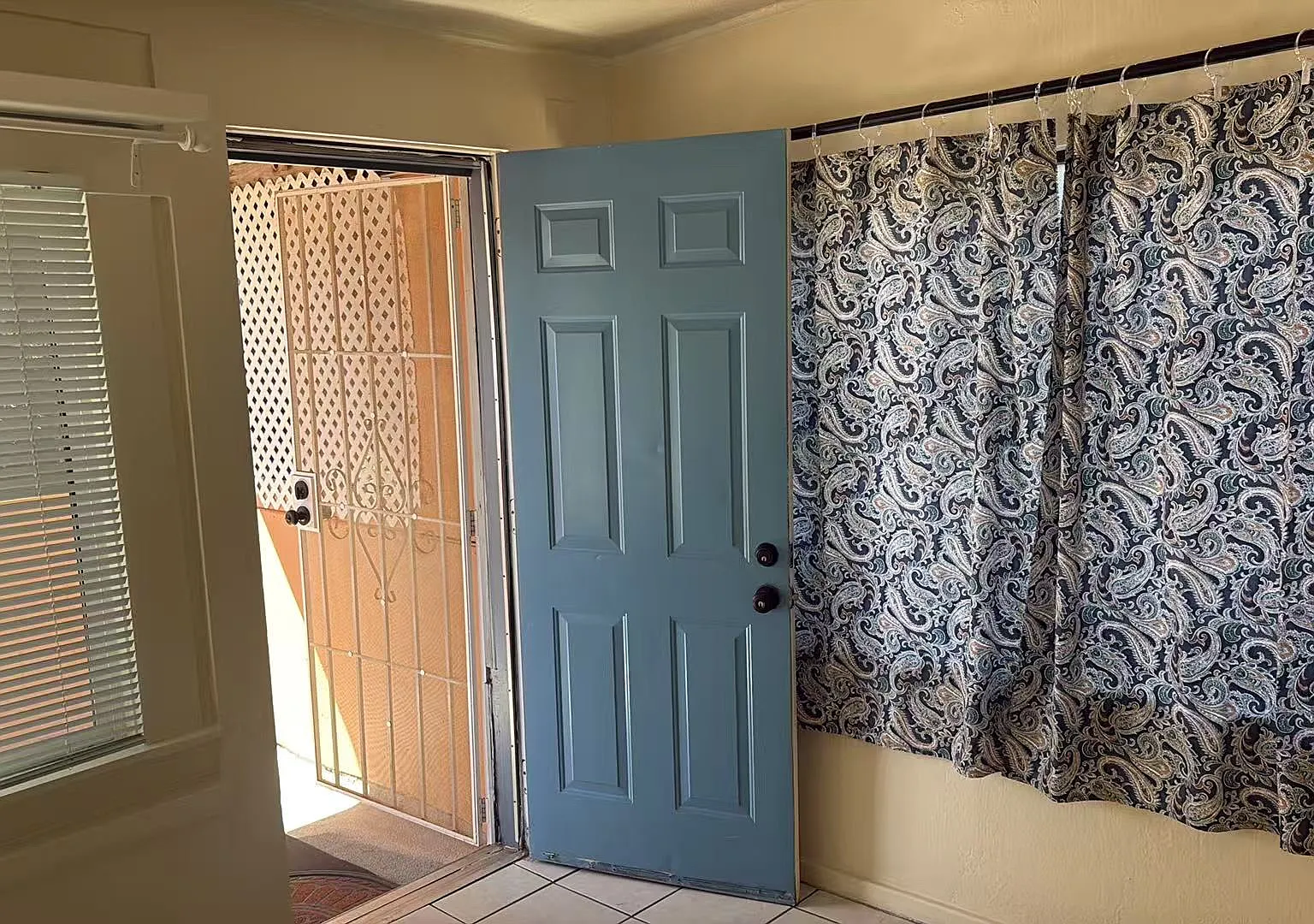 2 bed, $2,000 — Photo 2