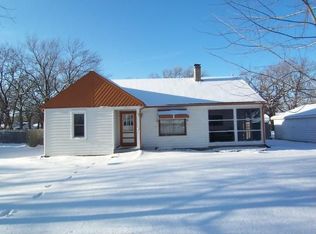 1504 Blackhawk Blvd, South Beloit, IL 61080
