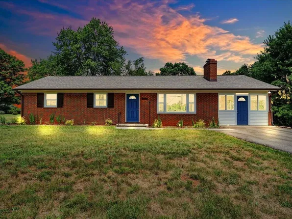 2026 Mayfield Dr, Roanoke, VA 24014