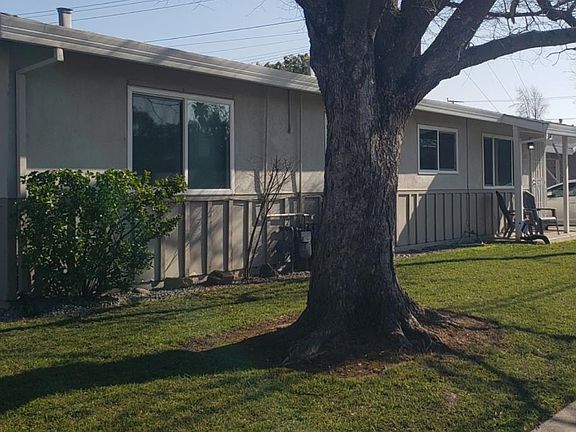 5th image of 6989 McQuillan Cir