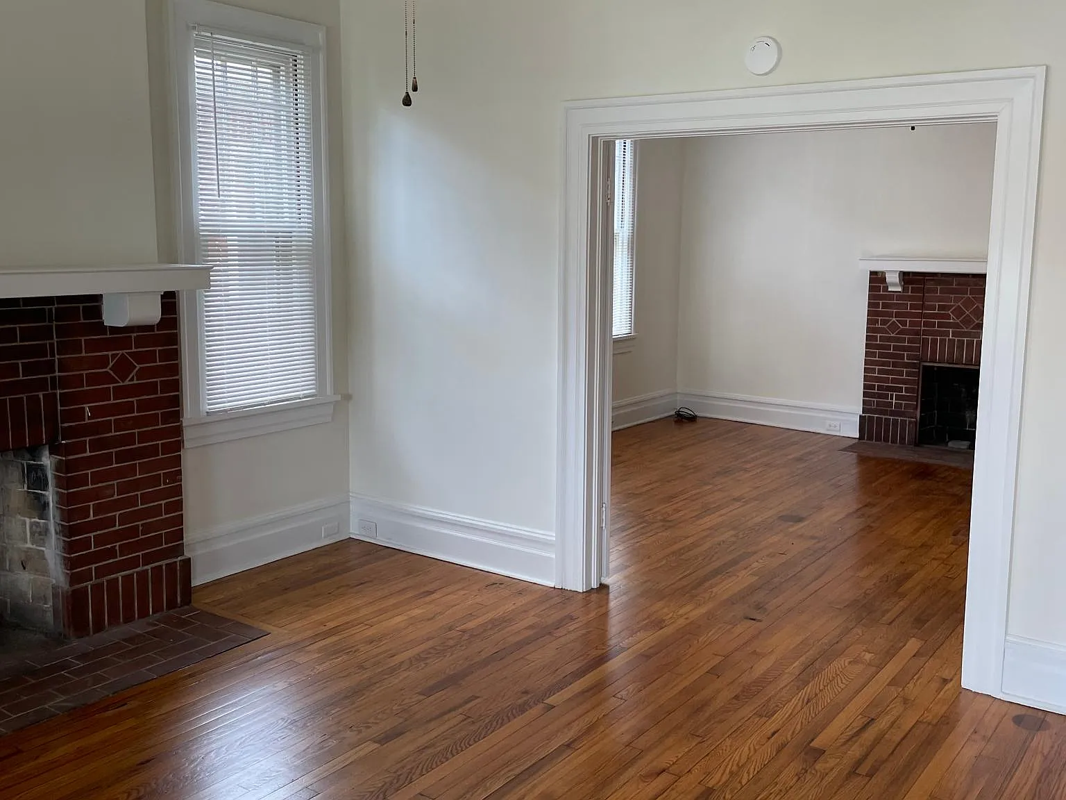 2 bed, 1.5 bath, 1202 sqft, $1,750 — Photo 3