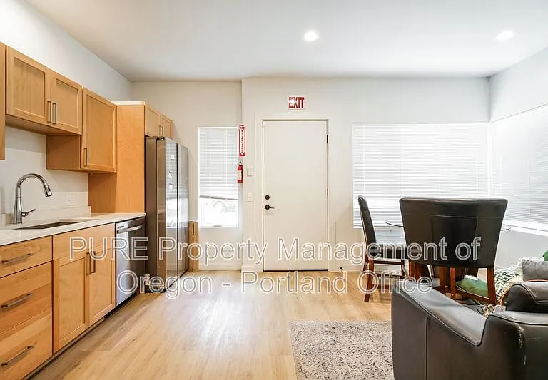 6786 N McKenna Ave — Photo 1