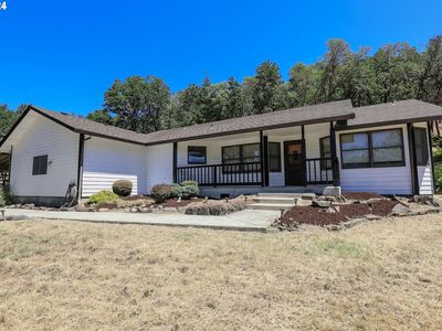 495 Sinclair Ln, Roseburg, OR, 97471