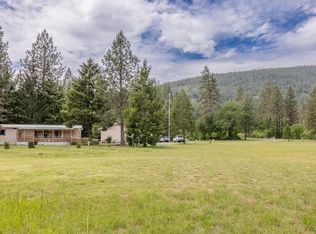 155 Piller Pl, Cave Junction, OR 97523