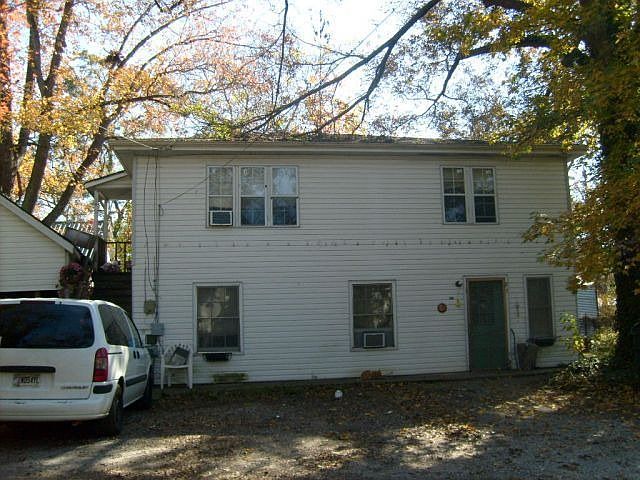 2nd image of 161 N Broad St