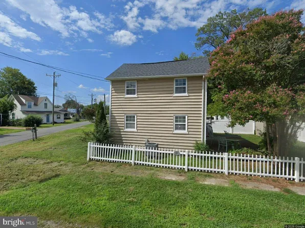 217 Vernon St, Colonial Beach, VA 22443