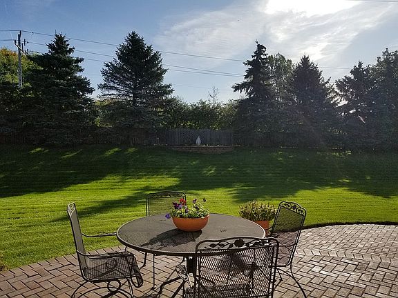 4th image of 2039 Lynn Dr