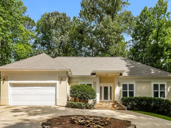 4048 Golfview Ct, Villa Rica, GA 30180