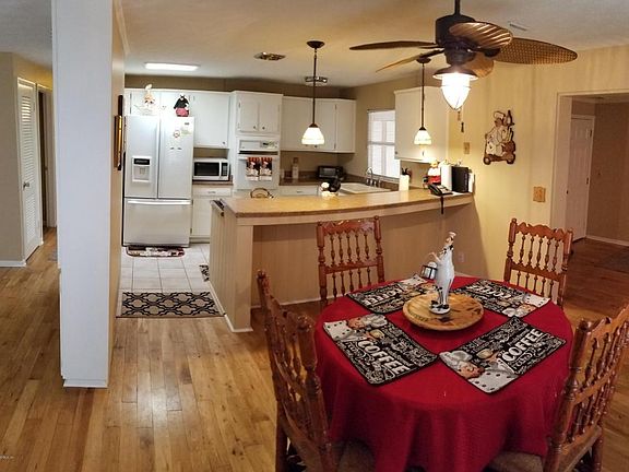 5th image of 7629 Memorial Park Cir