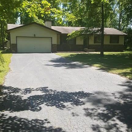 2nd image of 135 Woodside Dr