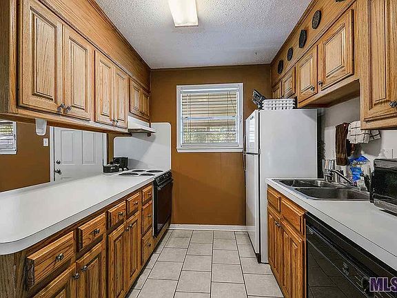 4th image of 732 Bret Dr