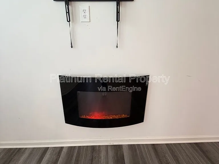 177 Swindon Dr — Photo 8
