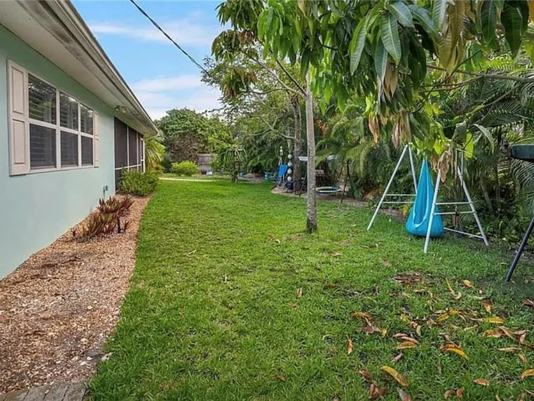 1600 Mandarin Rd — Photo 12