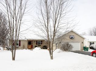 402 N 2nd St, Malta, IL 60150