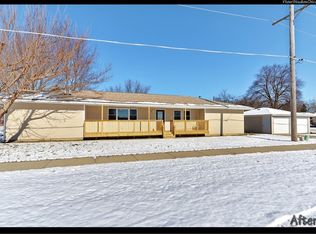 686 W Kennedy Rd, Braidwood, IL 60408